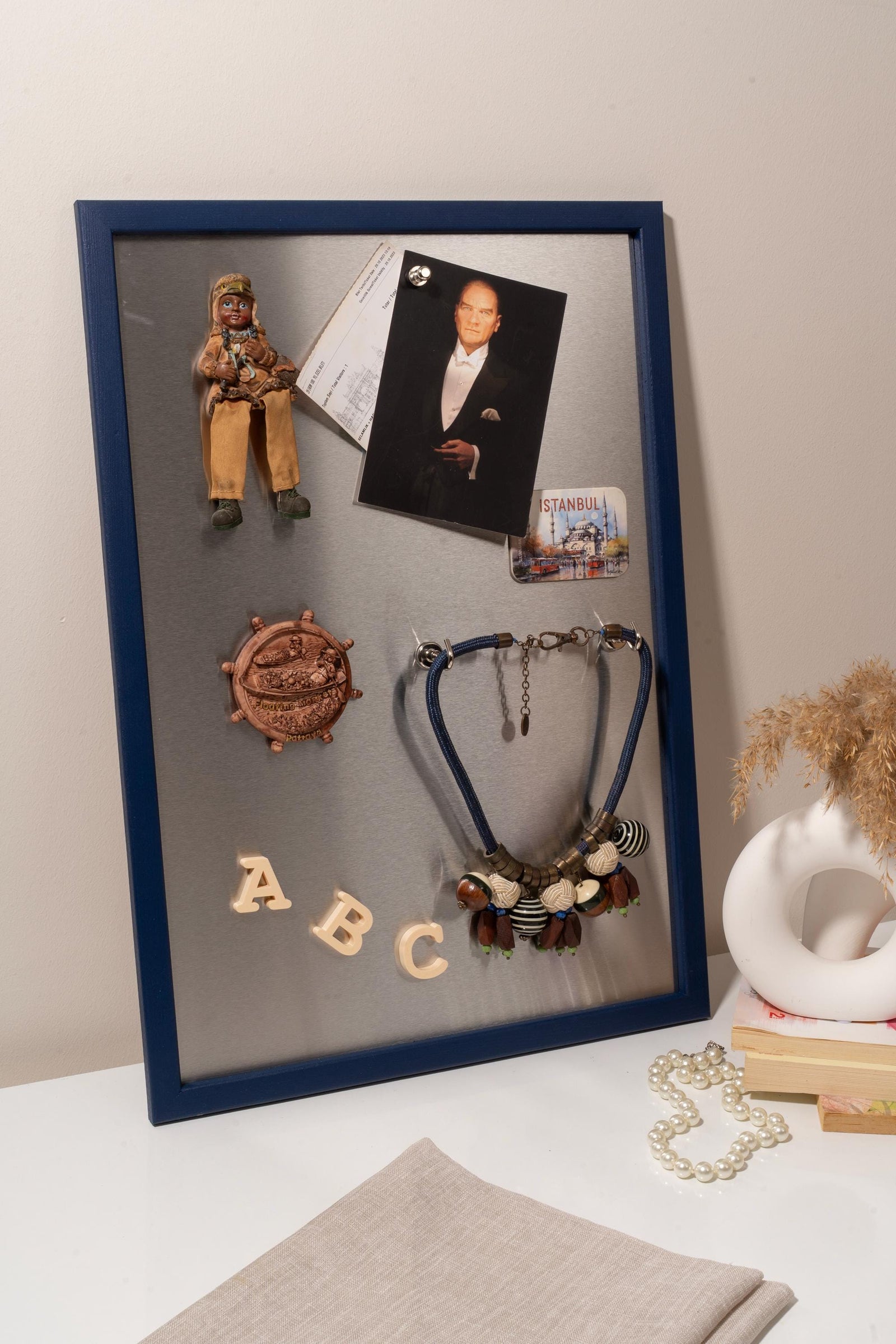 Framed Magnetic Memo Board - image 4