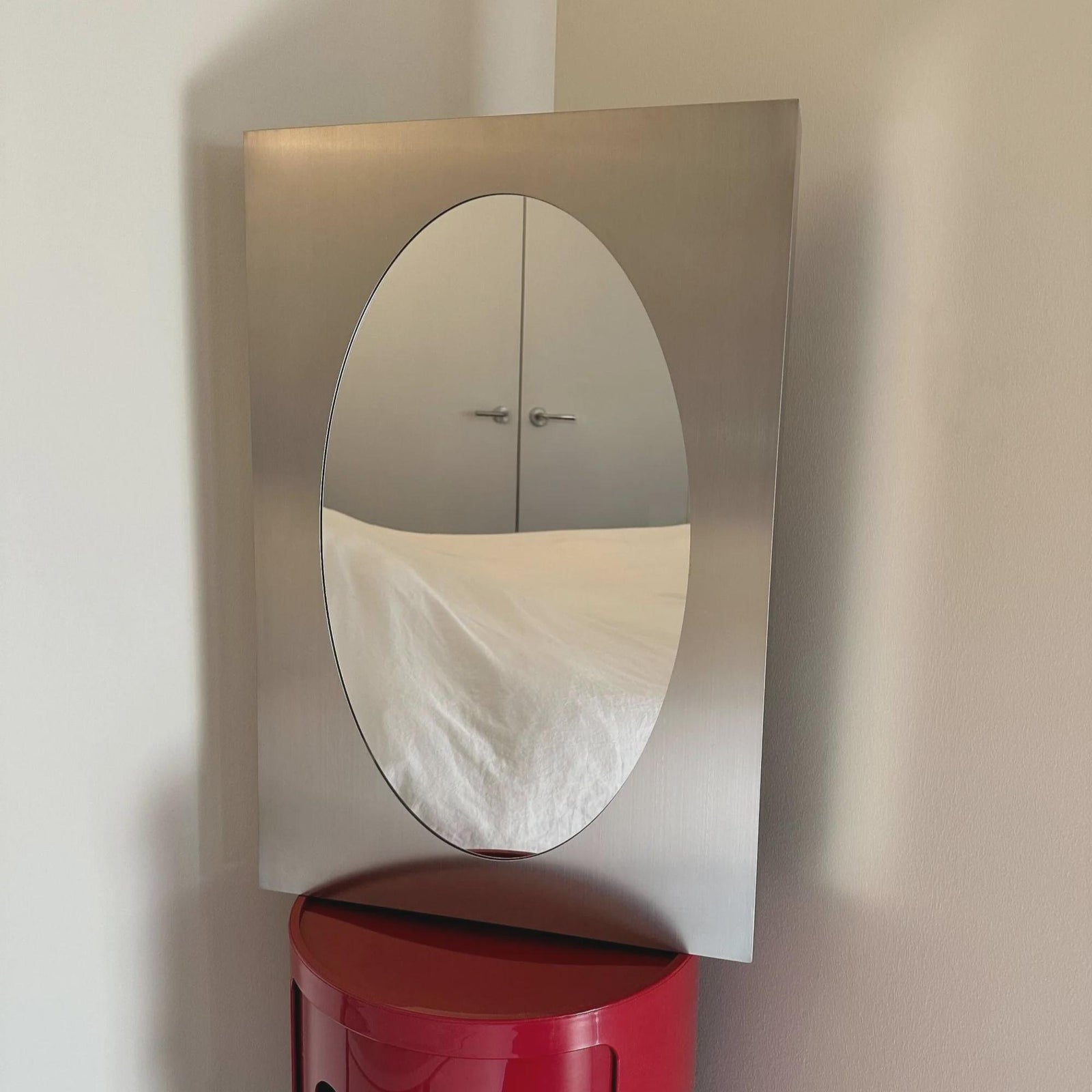 Minimal Metal Wall Mirror - image 10