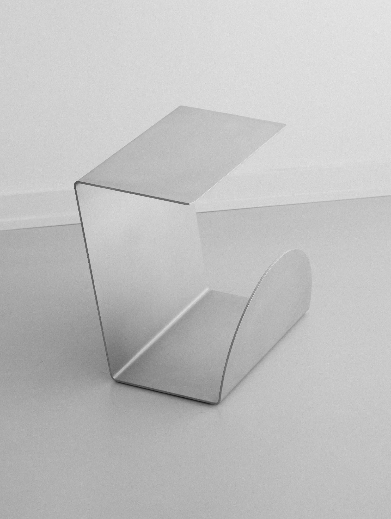 Magazine Holder Side Table - image 2